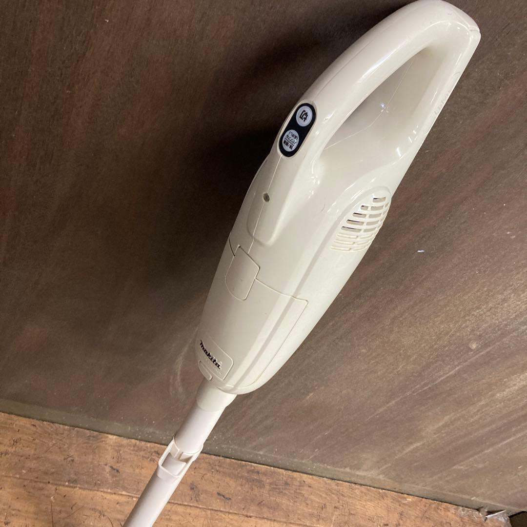 C-5マキタ Makita コードレスクリーナー 充電式クリーナー 掃除機 手持