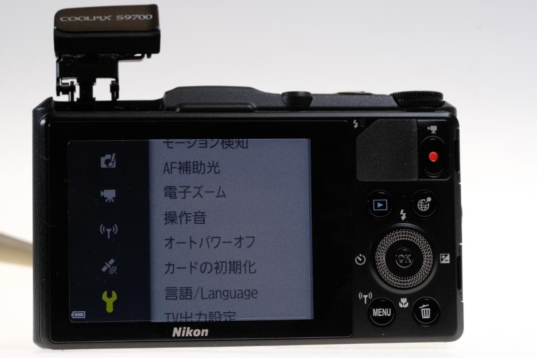 Nikon COOLPIX S9700（外装極上品・実写作例あり）