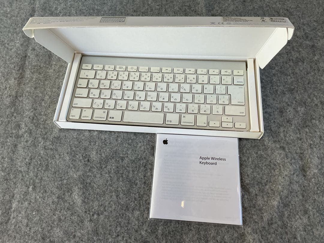 Apple iPad 第6世代本体 + Apple Pencil + キーボード