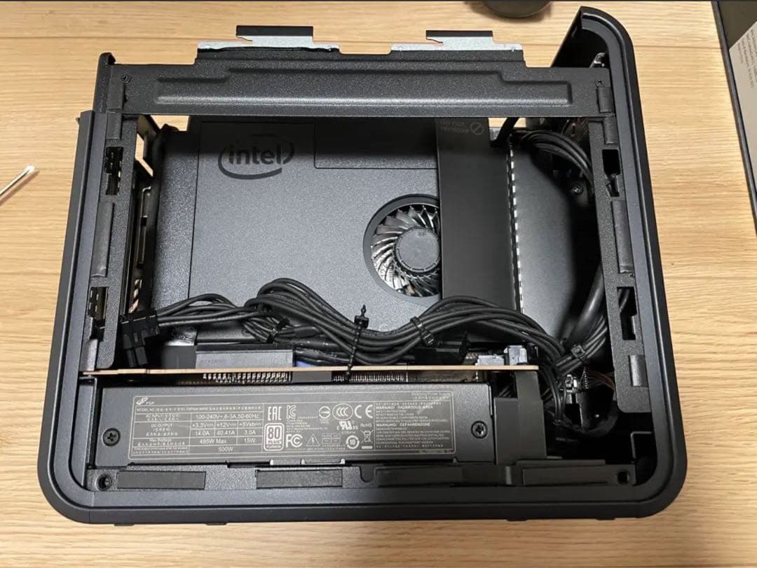 ミニPC intel nuc9 i5qnx 16g 1TB i5 9300H