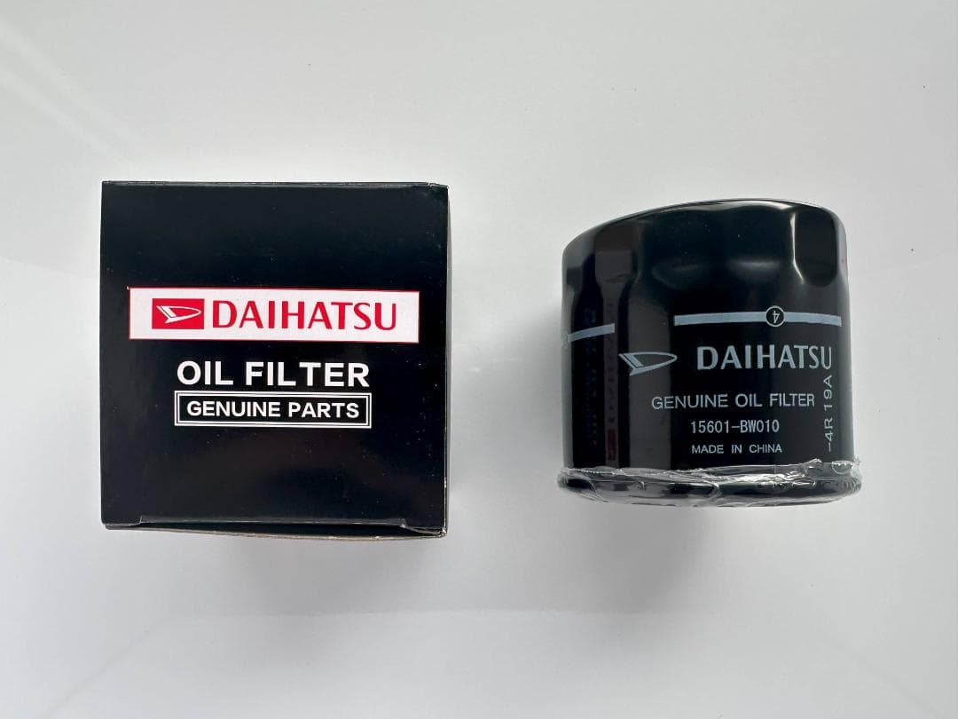 ダイハツ純正オイルエレメント　オイルフィルター４０個【１５６０１－ＢＷ０１０】