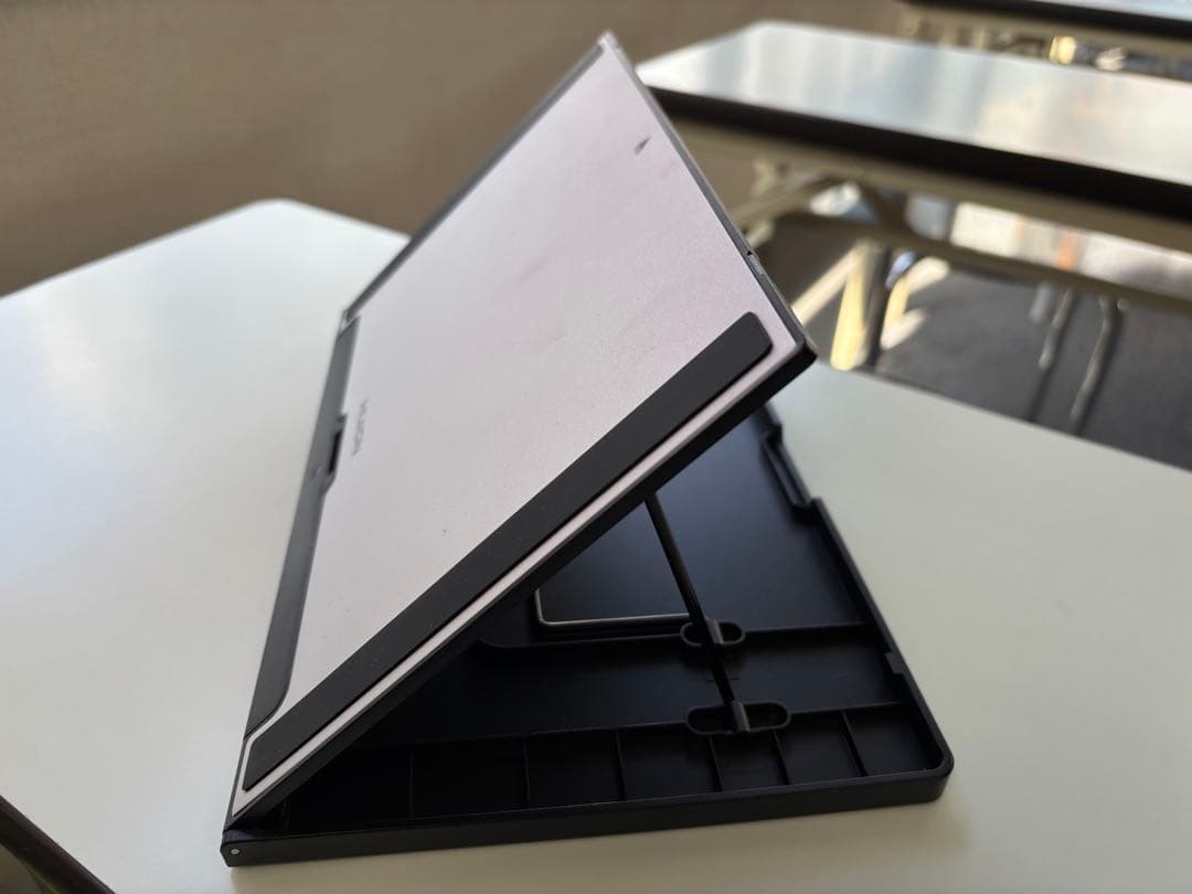 HUION KAMVAS12 ペンタブレット