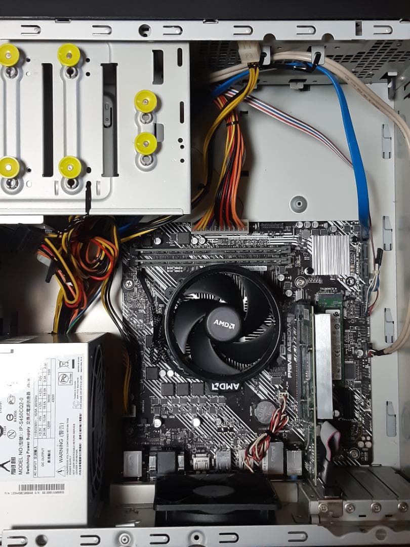 自作PC　RYZEN5 3500・8GB・128GB・GT520・WIN11