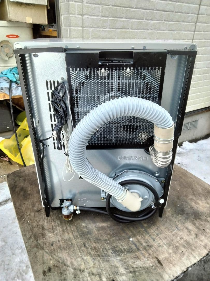 札幌発コロナFF温風石油ストーブ！品番「FF‐VG4214S」2015年式中古品