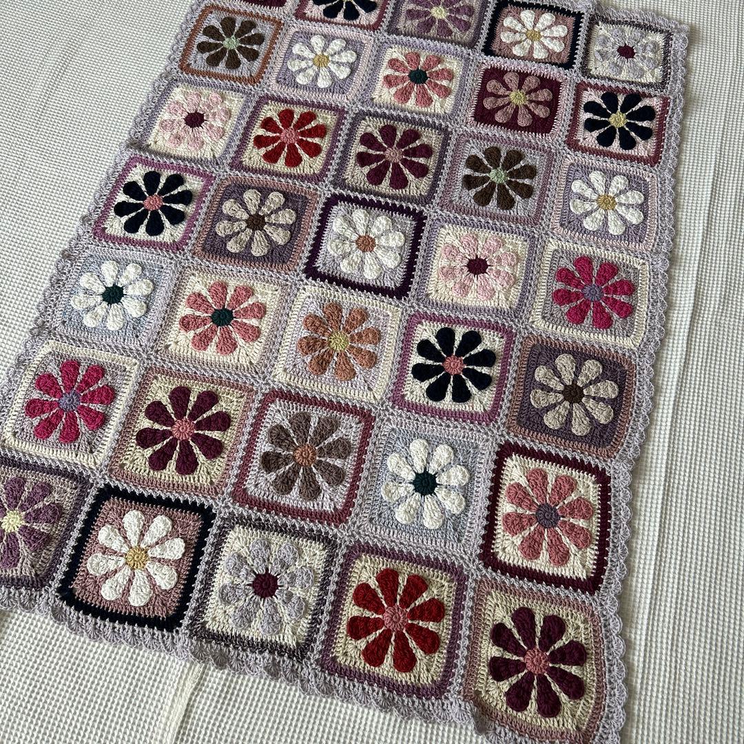 デイジー お花のモチーフ編み マルチカバー ブラケット コットン モーブカラー