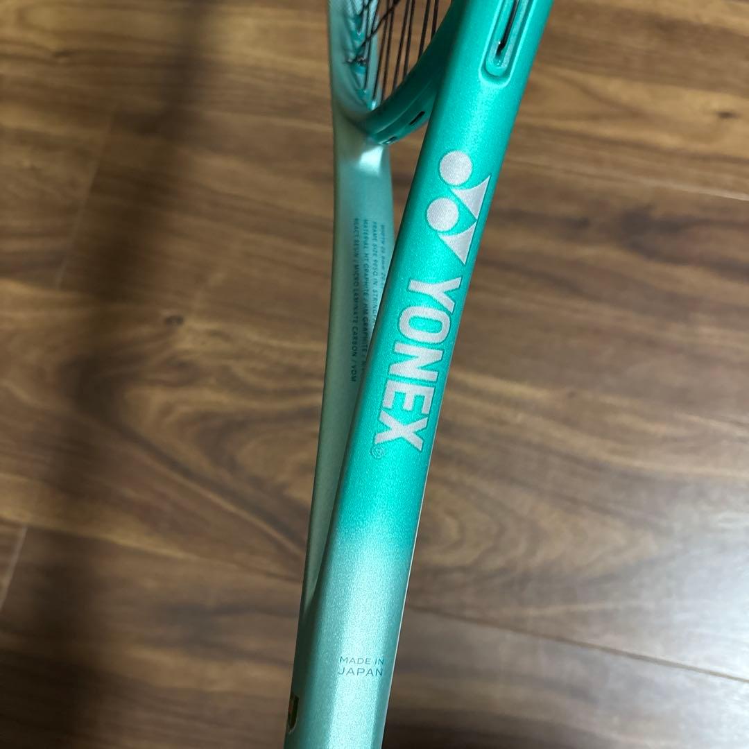 美品‼️YONEX ボルトレイジ7VS 新色