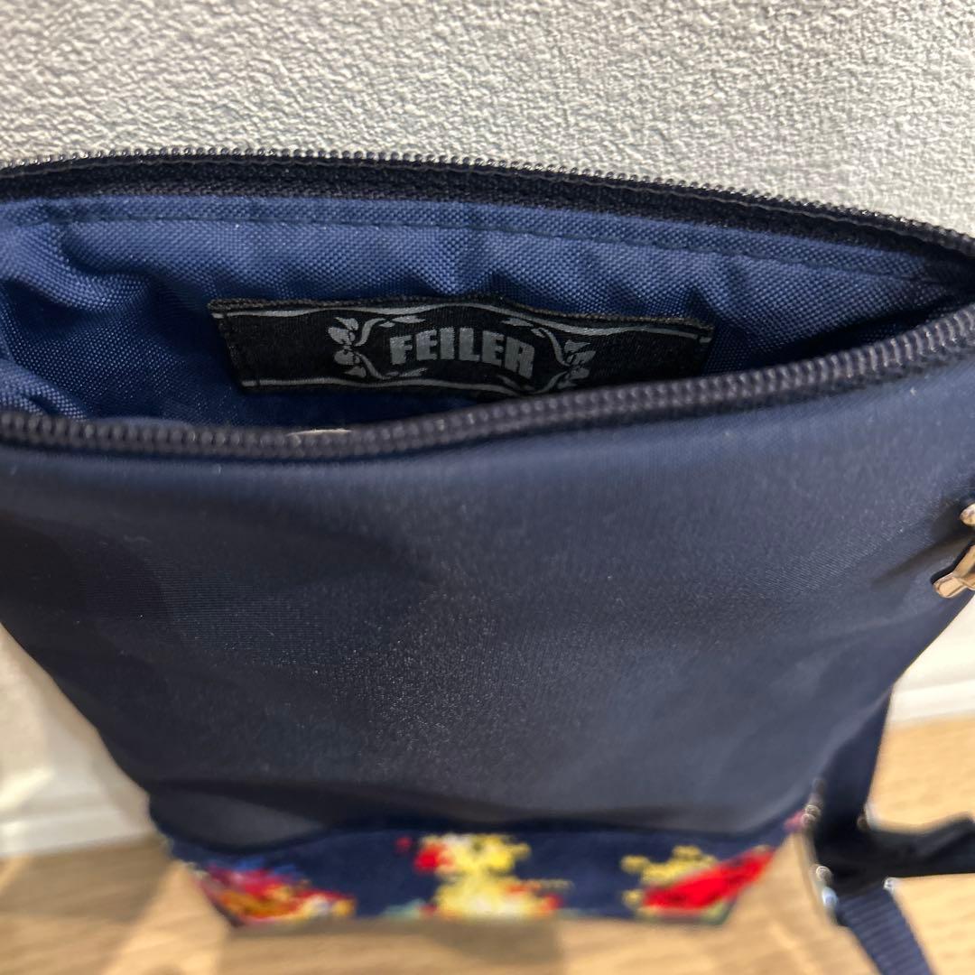 学校フェイラー　ネイビー スマホショルダーバッグ ハイジ柄