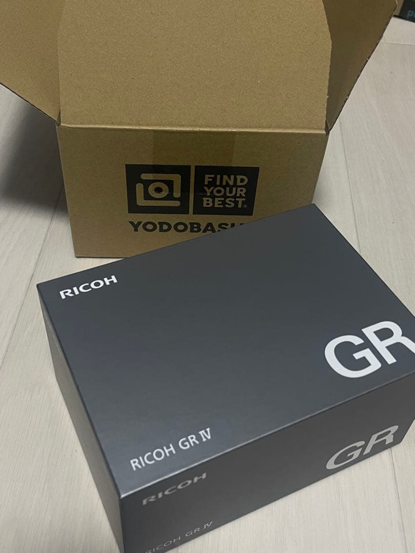 【本日限定価格】新品・未使用　RICOH GR IV コンパクトデジタルカメラ