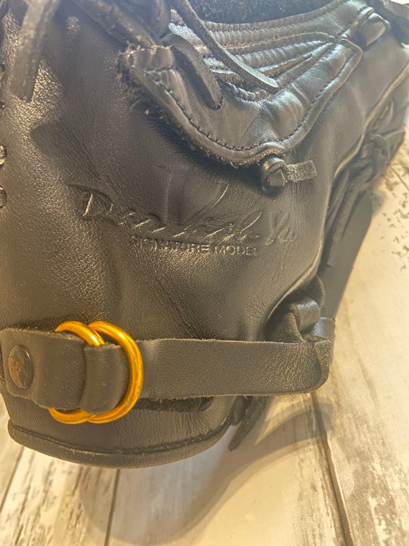 野球グローブ　ジュニア　右利き　ピッチャー用　Nike 軟式　ダルビッシュモデル