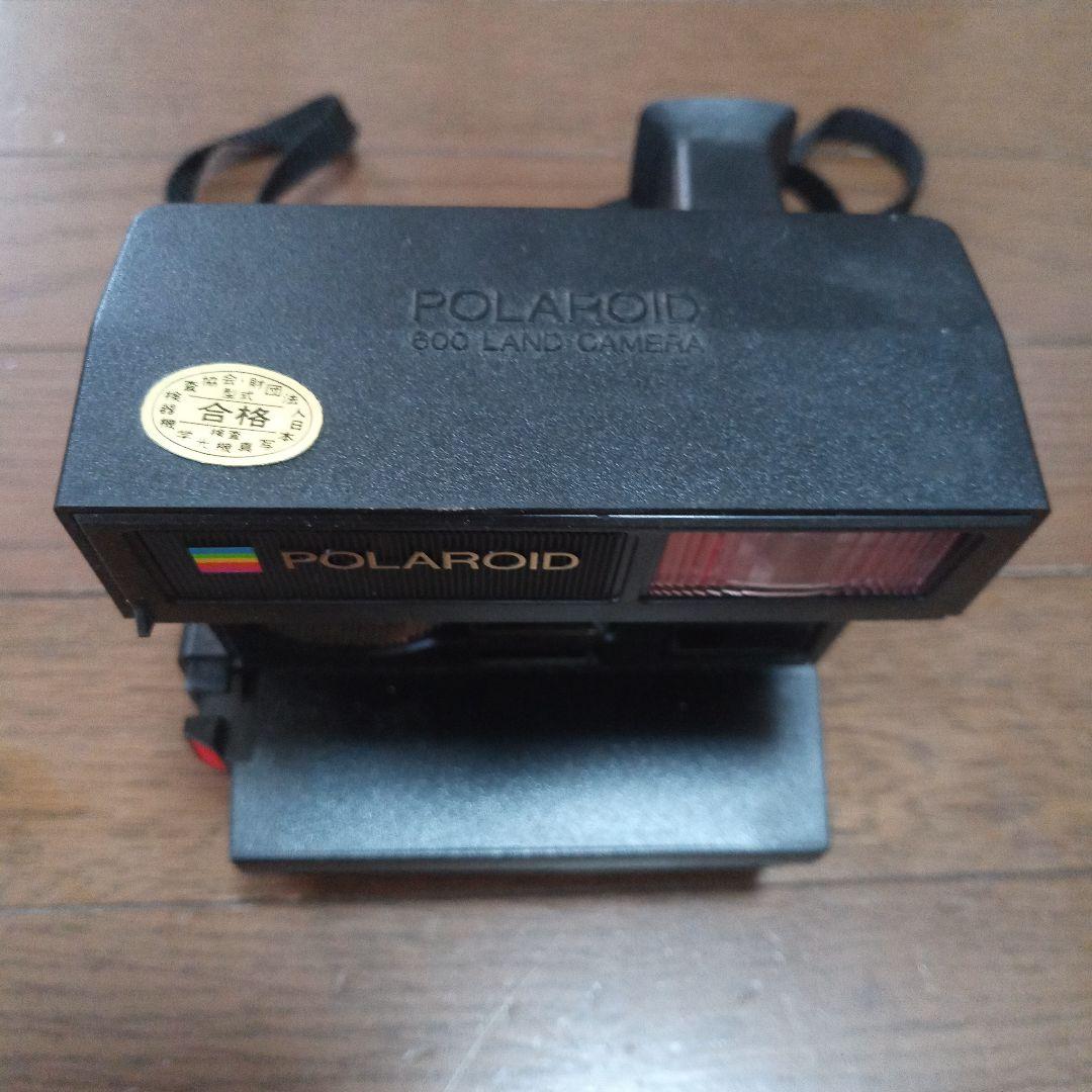 ポラロイドカメラ