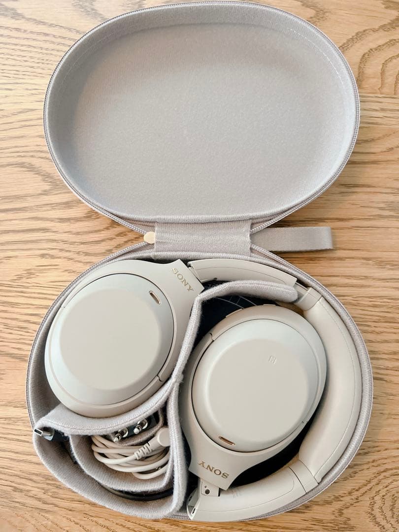 【美品】ワイヤレスノイズキャンセリングステレオヘッドセット WH-1000XM4