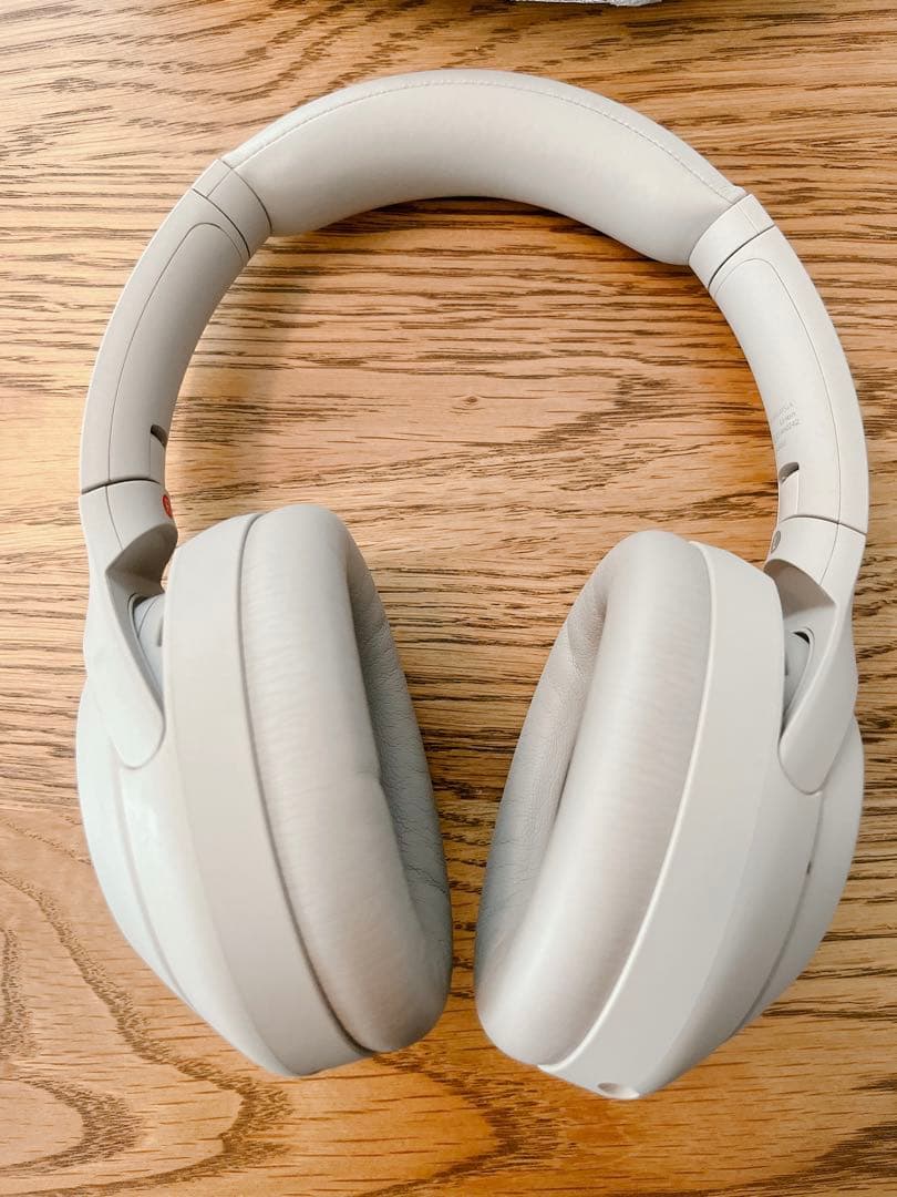 【美品】ワイヤレスノイズキャンセリングステレオヘッドセット WH-1000XM4