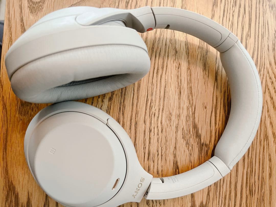 【美品】ワイヤレスノイズキャンセリングステレオヘッドセット WH-1000XM4