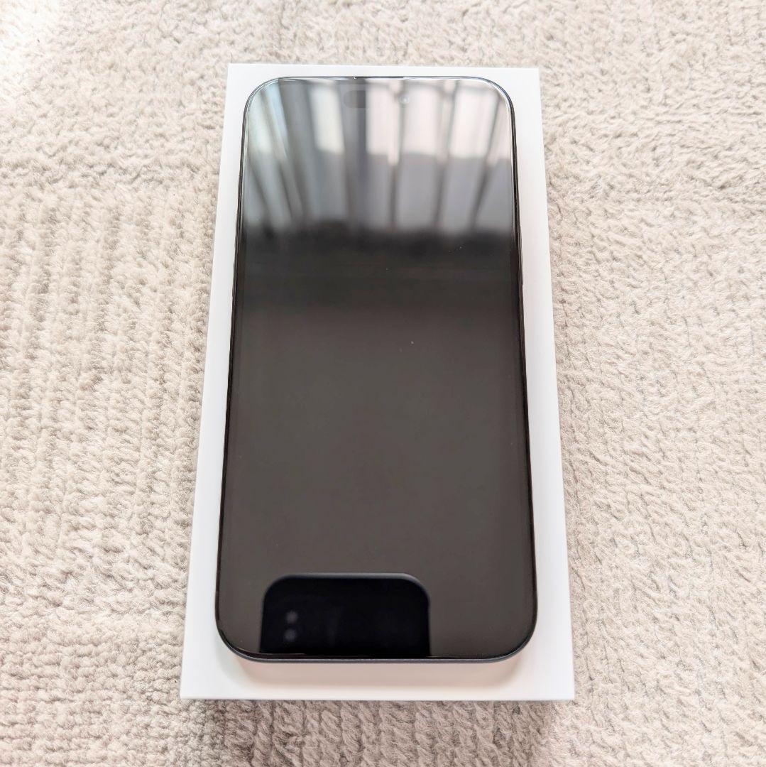 6.7インチ❗️iPhone 16 Plusブラック128GB ESRケース付