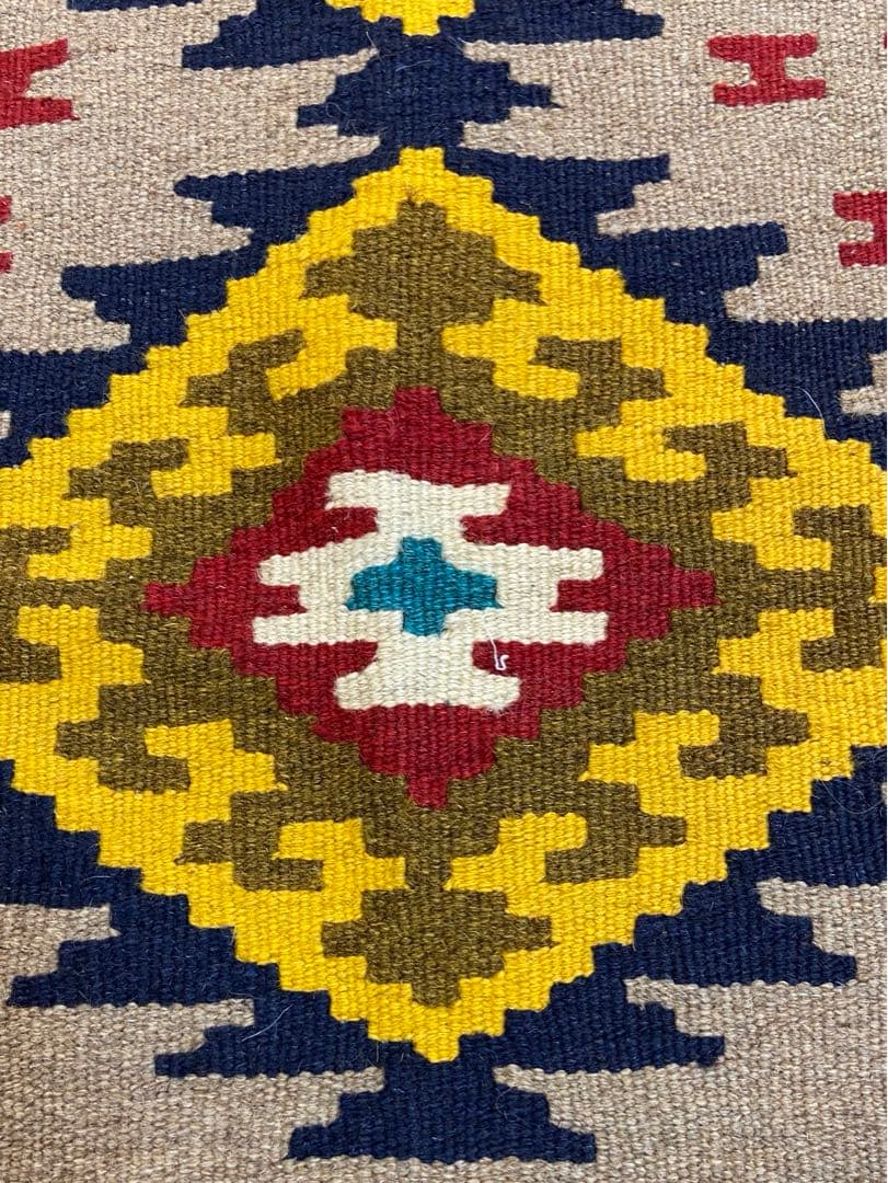 ペルシャキリム　シラーズ産　カシュカイ族　ウール100% 手織り　トライバルラグ