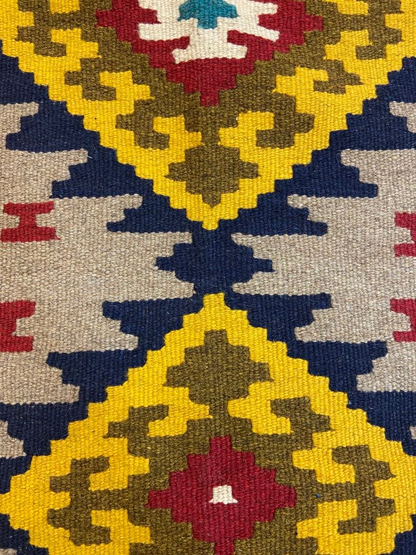 ペルシャキリム　シラーズ産　カシュカイ族　ウール100% 手織り　トライバルラグ