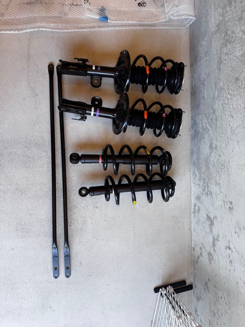 30系アルファード純正サスペンションセット