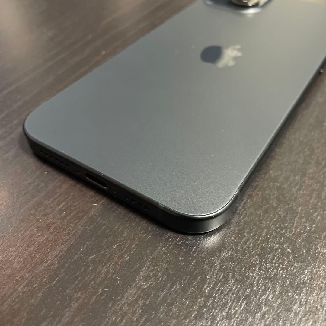iPhone15 Plus 128GB ブラック 美品 SIMフリー