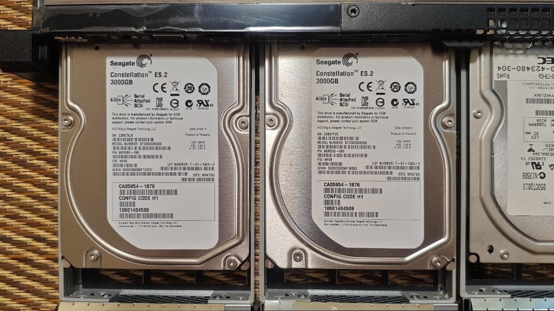 サーバー DELL PowerEdge R330 32GB 12TB RAID5