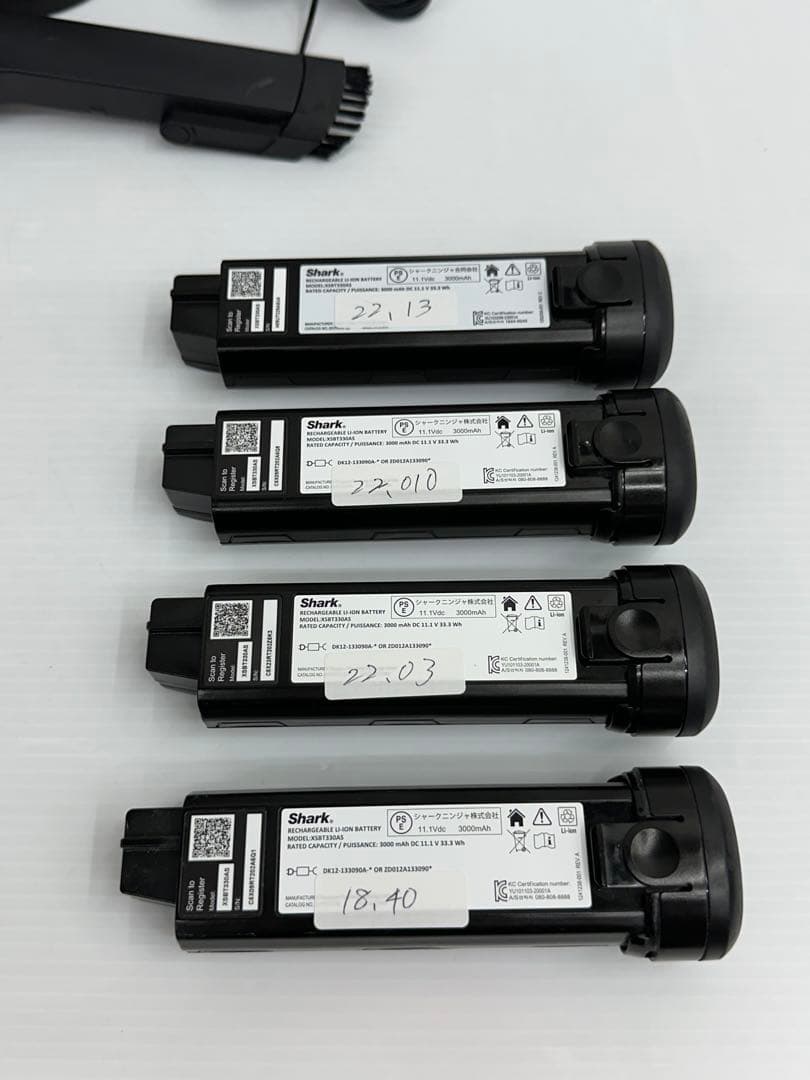 WV516JBK 中古　格安　シャーク　掃除機　純正バッテリー4個付き　付属品有