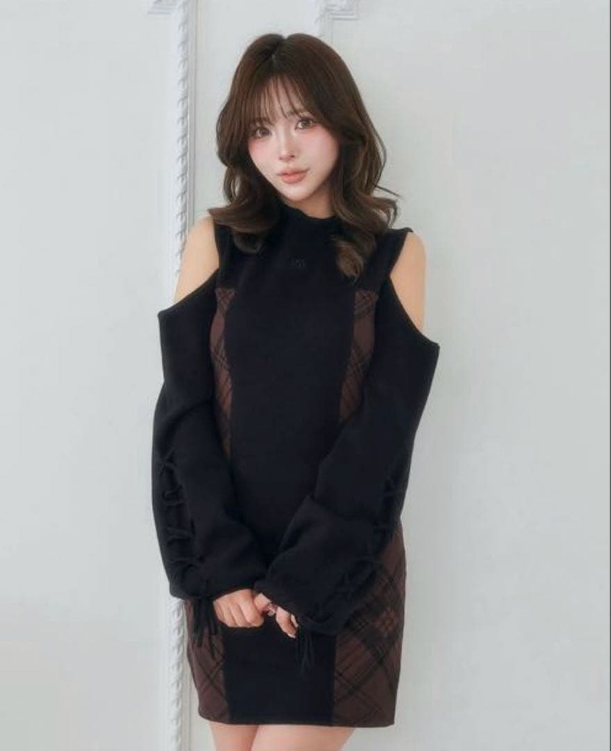 サイドチェックニットミニワンピース