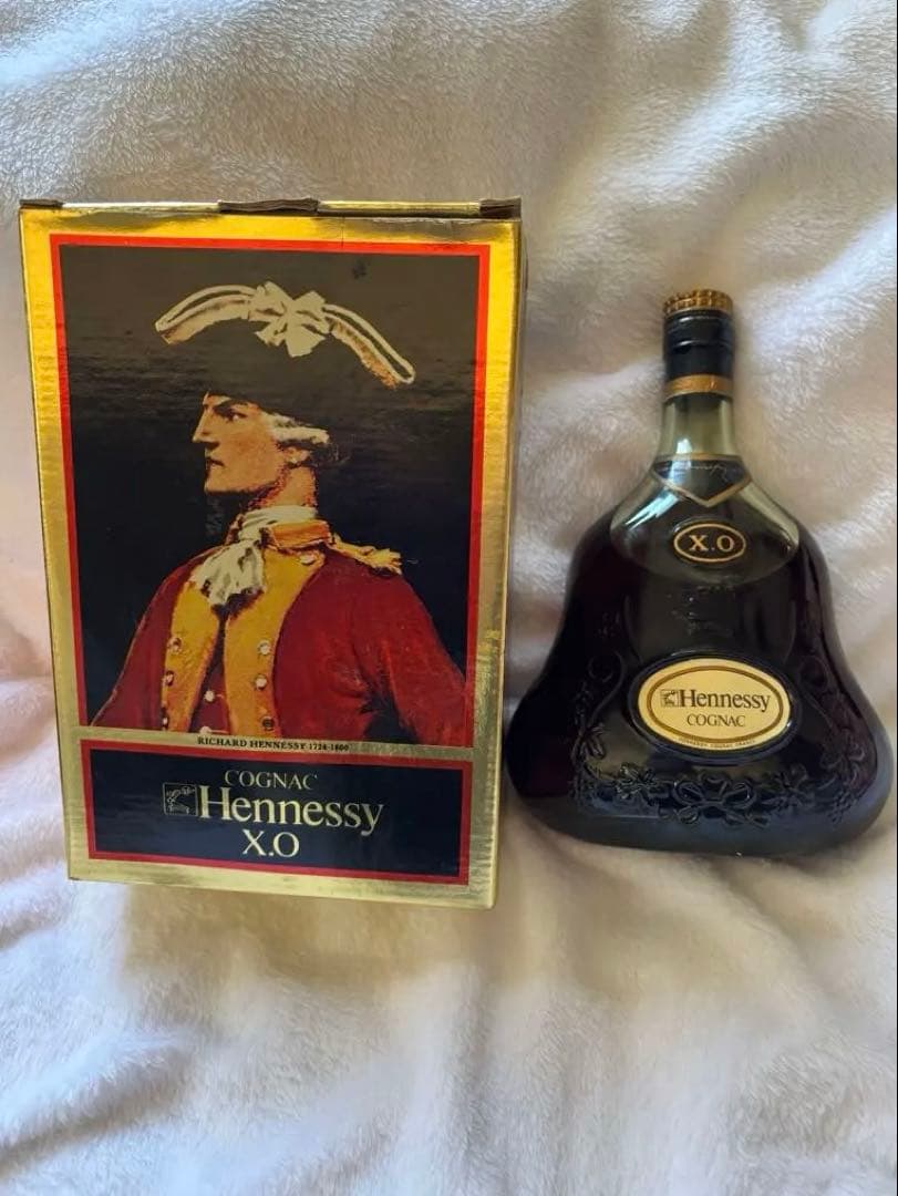 ヘネシー　コニャック　グリーンボトル　金キャップ 700ml 古酒