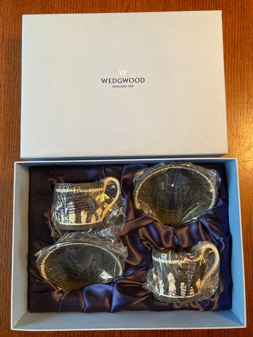 シリアルNo付き ウェッジウッド レディー テンプルタウン カップ & ソーサー