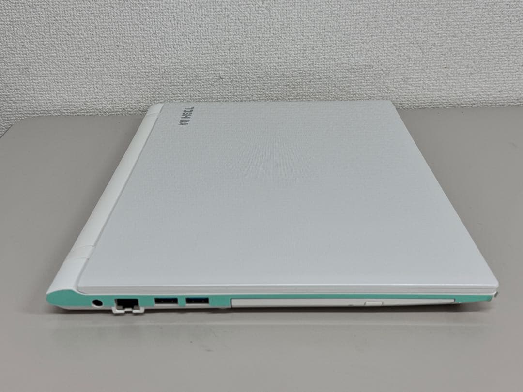 東芝ノートPC Core i5-6200U / RAM 4GB Win10