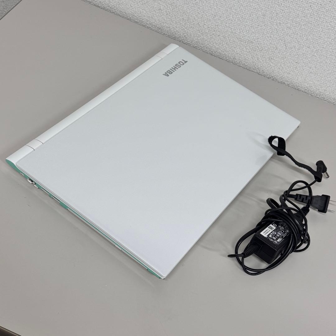 東芝ノートPC Core i5-6200U / RAM 4GB Win10