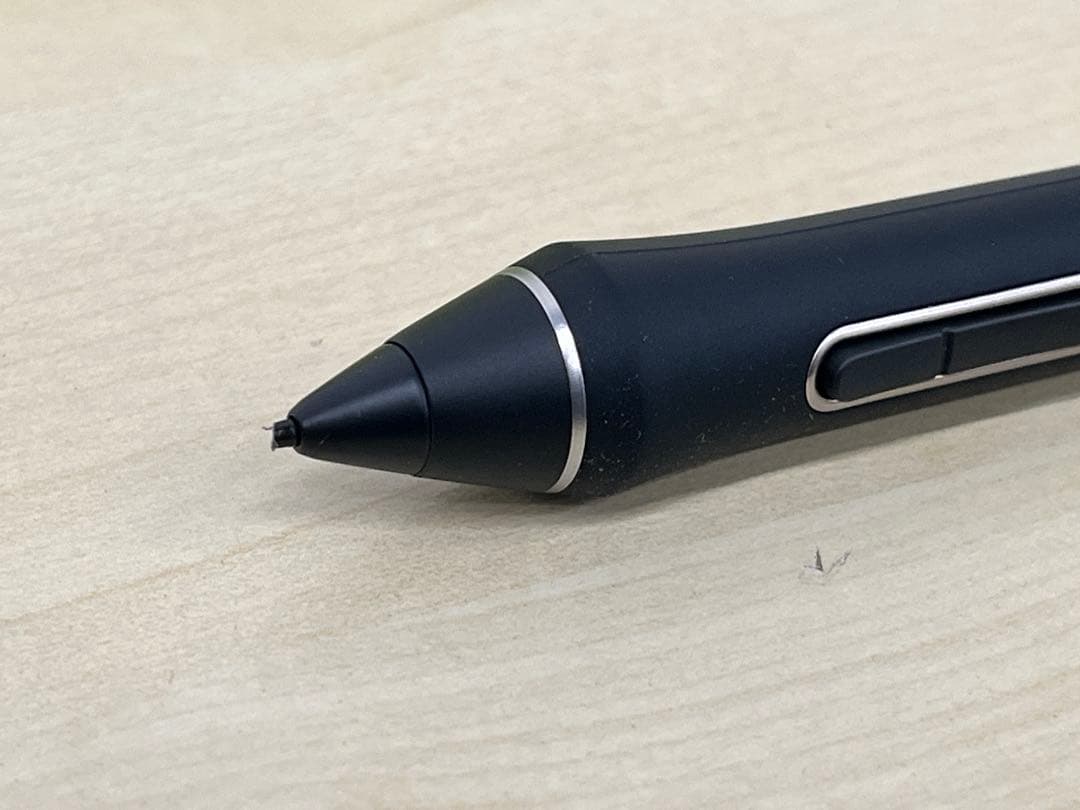 液タブ・ペンタブ WACOM intuos pro medium PTH-660