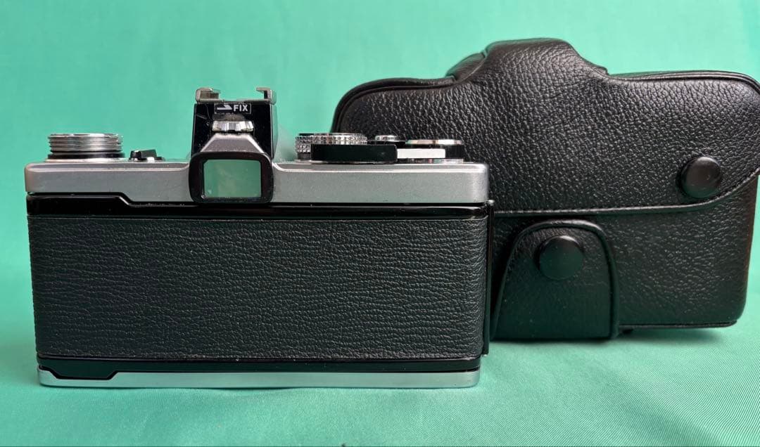 ★ OLYMPUS OM-1 (革ケース付)+ ★ 標準レンズ 50mm