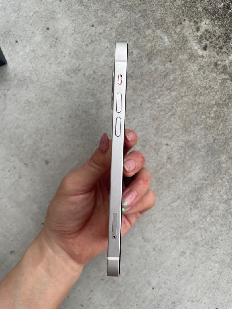 Apple iPhone 12 ホワイト 本体　128gb