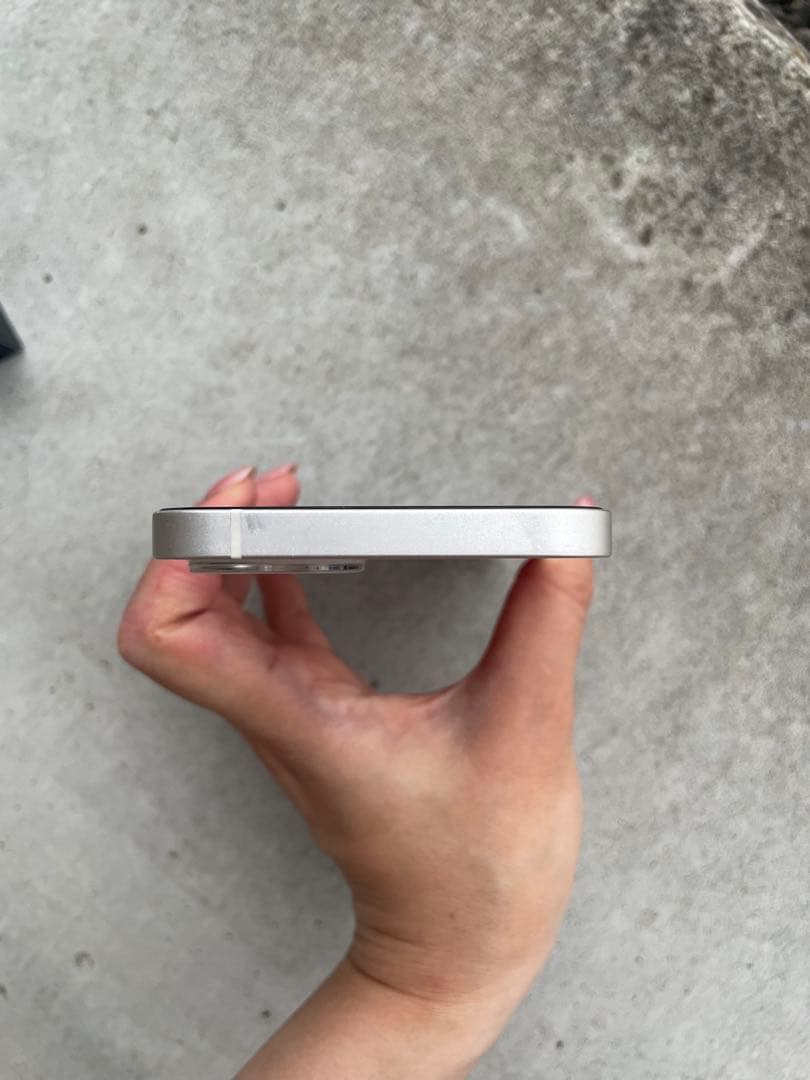 Apple iPhone 12 ホワイト 本体　128gb