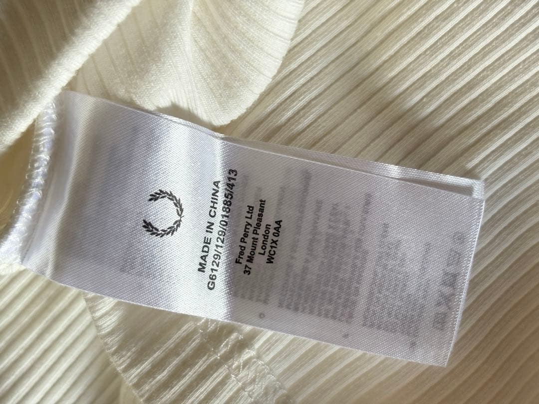 新品　FRED PERRY ロングスリーブ リブ ポロシャツ ホワイト 白