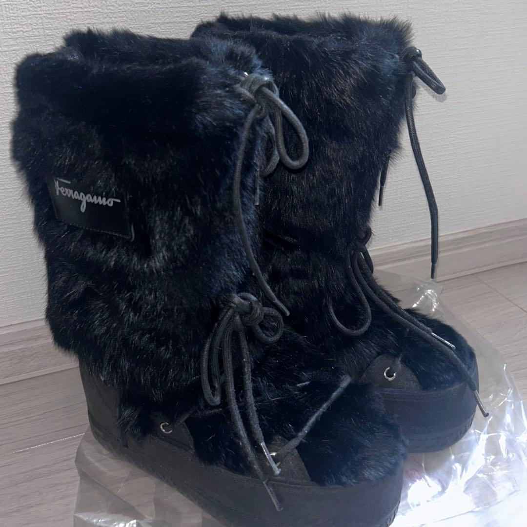 [Ferragamo]ファーブーツ　ブラック