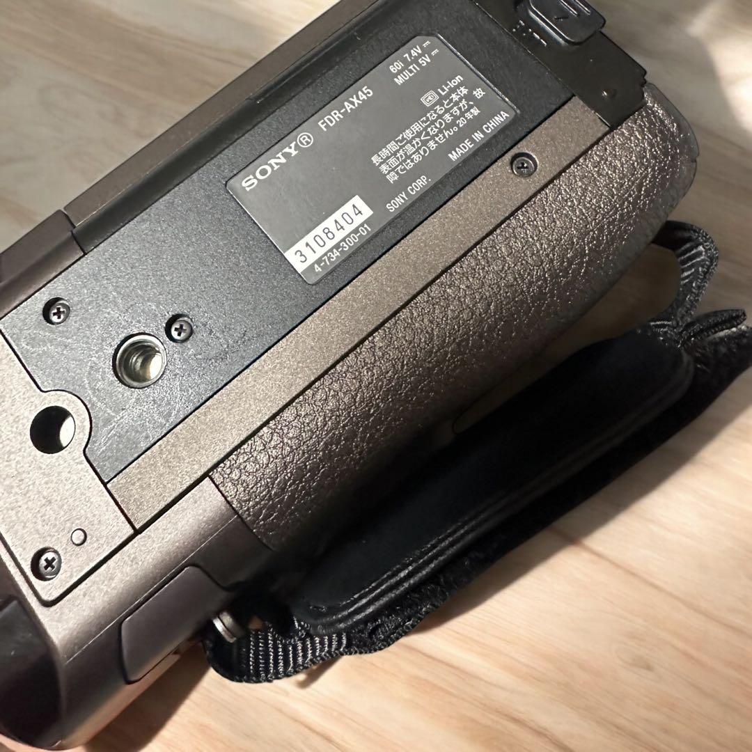 SONY FDR-AX45 4Kビデオカメラ 追加バッテリーと充電器付　ブロンズ