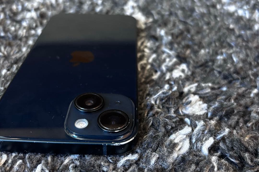 即日発送可Apple iPhone 14 本体　　充電器付き