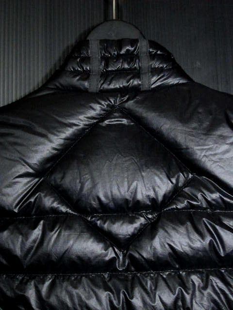 美品 カナダグース ハイブリッドライト 　ダウンベスト ジャケットパカップル収納