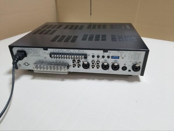 TOA A-1803 PA アンプ A-1803 PA AMPLIFIER