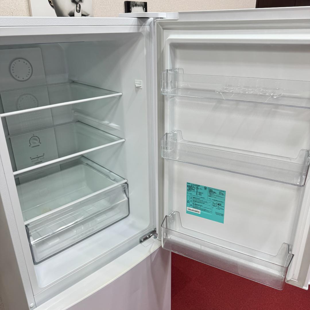 東京23区送料無料　美品ハイアール2ドア　2022年製218L　洗浄/除菌済み