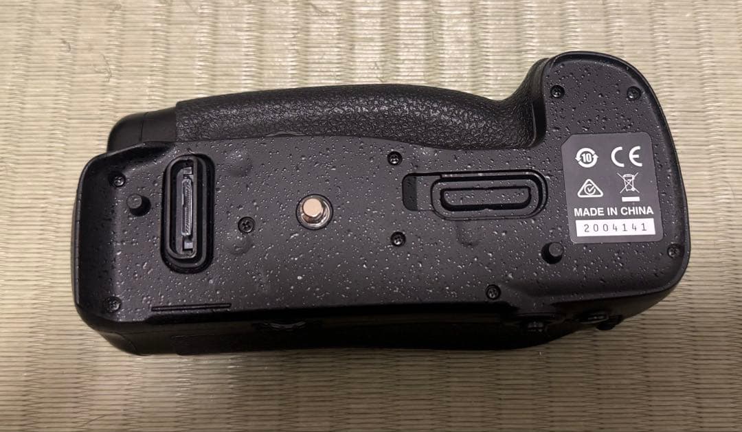 t*e様 美品 Nikon D850 シャッター23,627回 MB-D18付