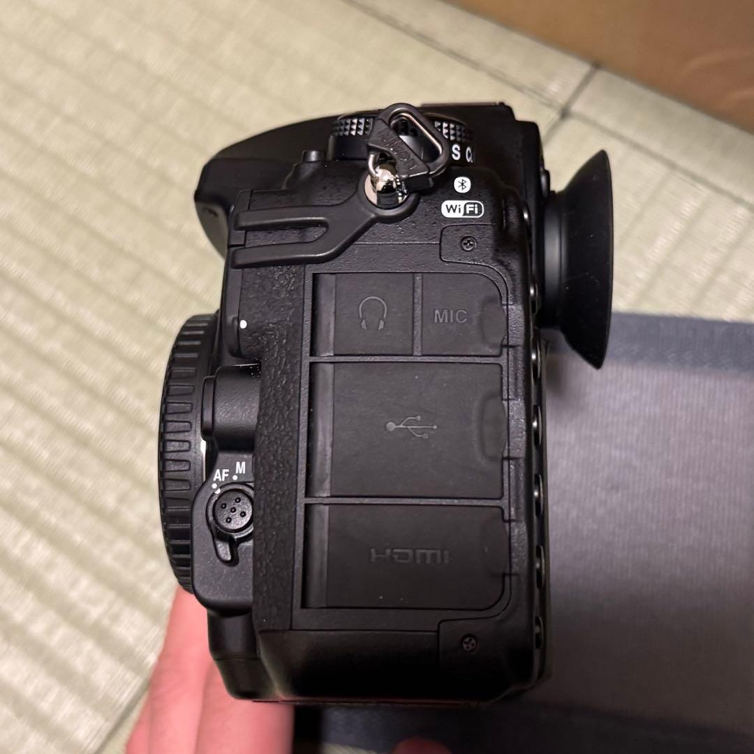 t*e様 美品 Nikon D850 シャッター23,627回 MB-D18付