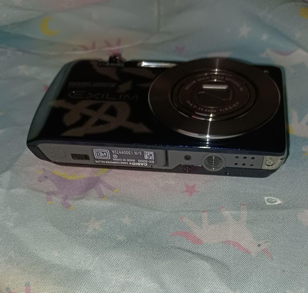 鋼の錬金術師　CASIO　exilim ex-s200デジタルカメラ