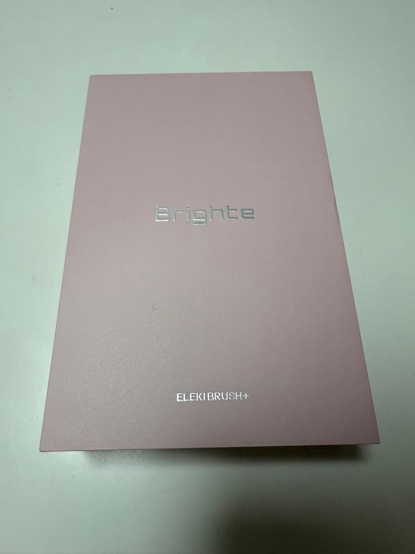 ブライトエレキブラシ　美顔器 ピンク