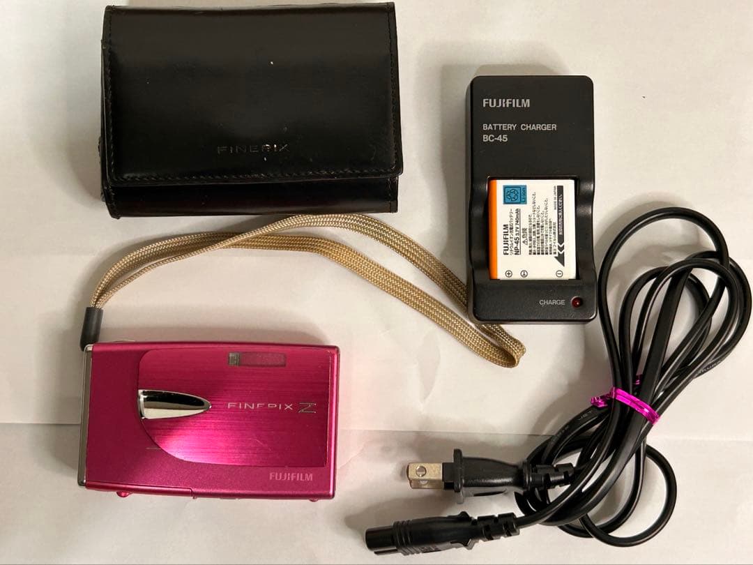 【動作確認済】FUJIFILM FinePix Z20fd ピンクデジタルカメラ