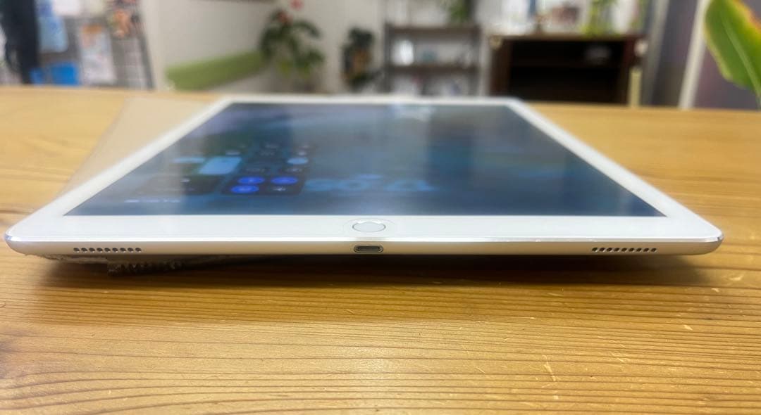 美品　iPad Pro 12.9 Wi-Fi 128GB ＋純正アップルペンシル