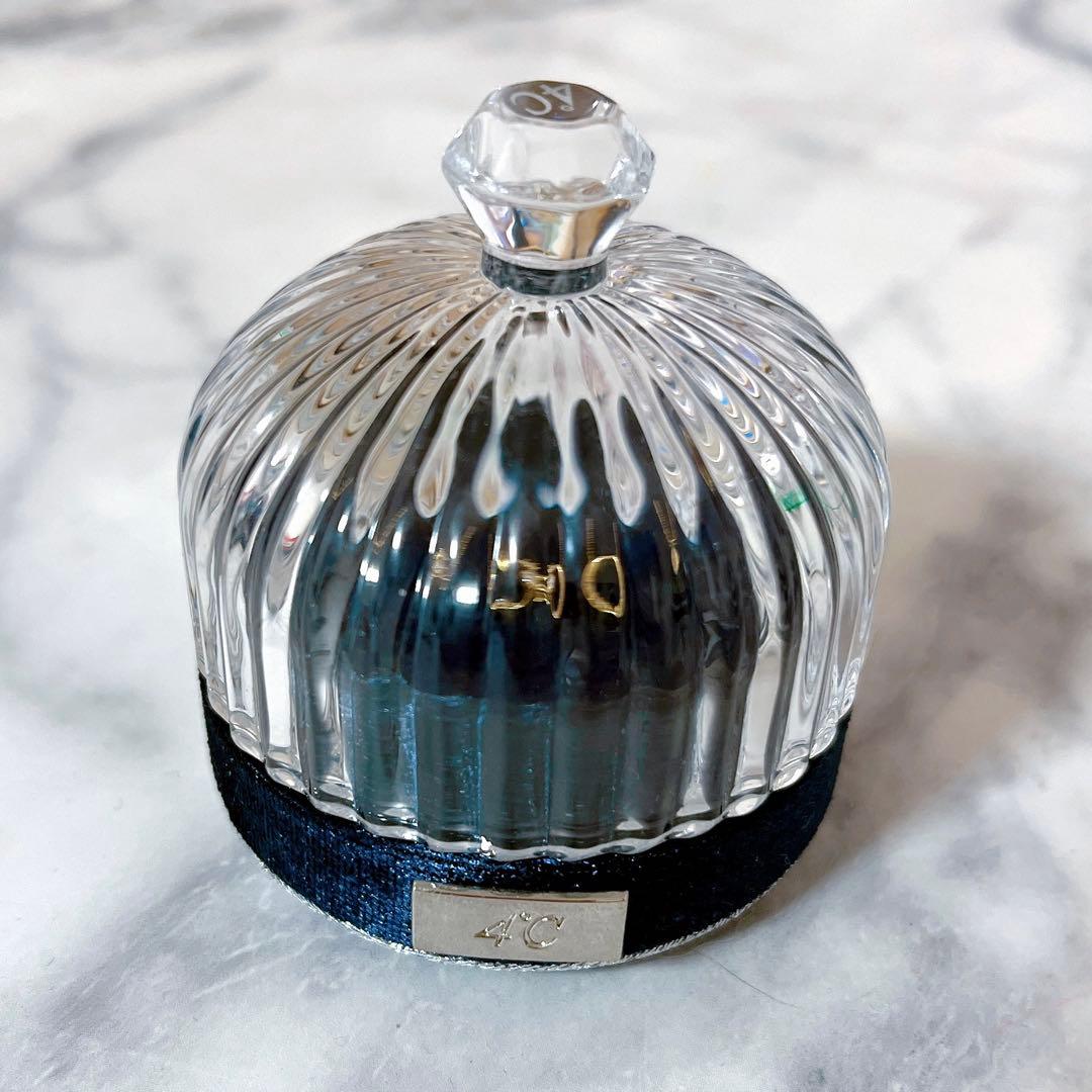 ４℃ ネックレス 月モチーフ ガラスケース付き