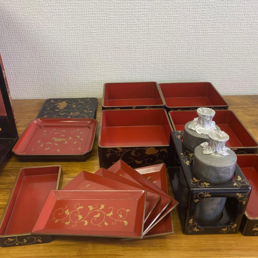 【貴重】野弁当　黒漆重箱 堤重　花見弁当　金装飾付き