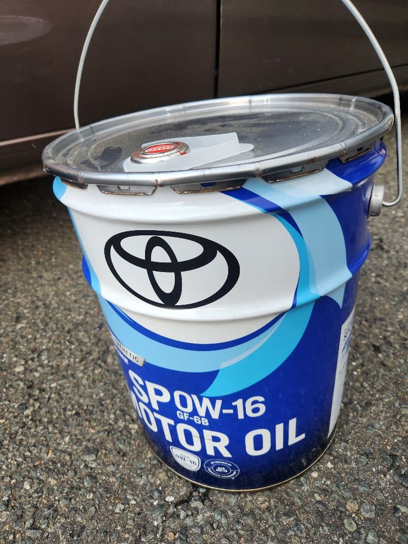 な*♪様 トヨタ純正モーターオイル SP 0W-16　20リッター　ペール缶　新