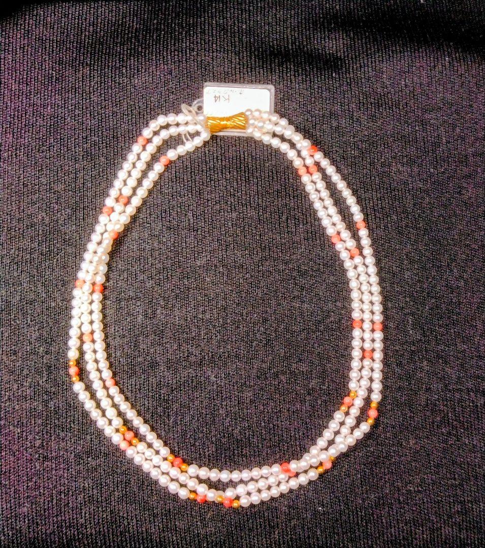 淡水真珠・サンゴの3連ネックレス(田崎真珠)